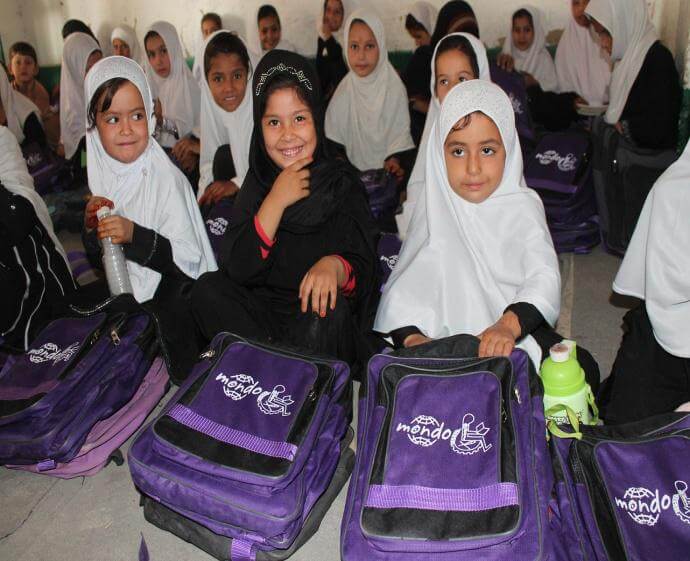 Koolikott Afganistani tüdrukule